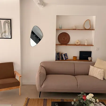 Appartamento Maison Entière Avec 2 , Jardin Et Parking Saint-Bonnet-les-Oules